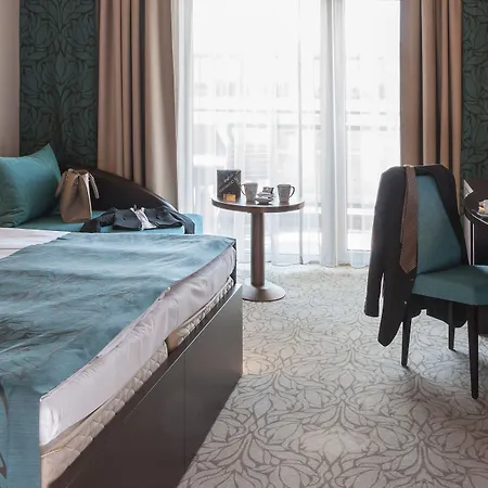 Hotel Wellamarin Zamardi